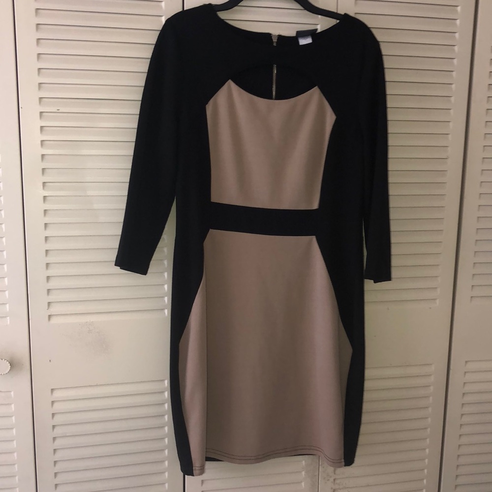 Dots Black & Beige Quarter Sleeve Dress